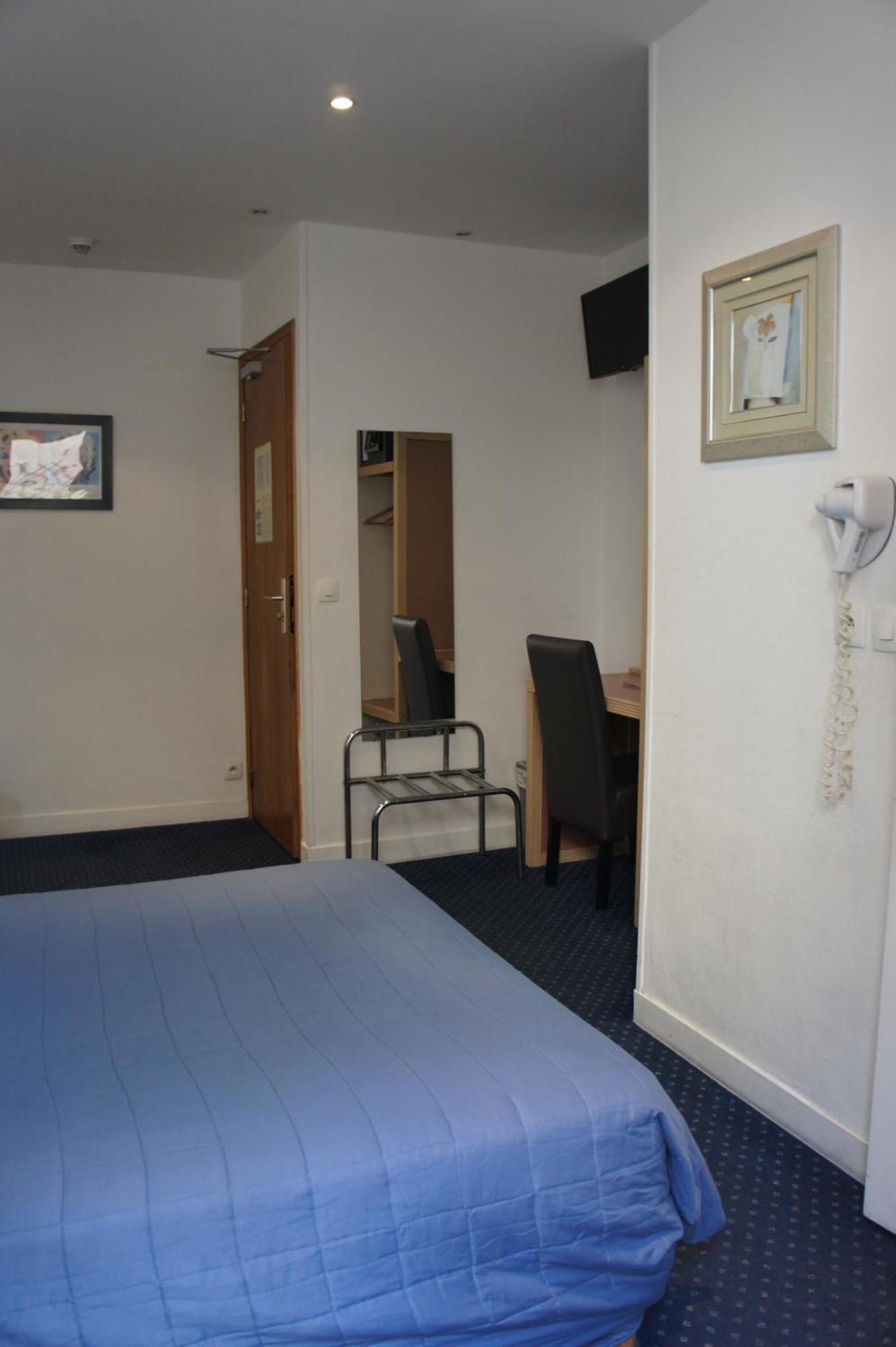 Edgar Quinet 2* Paris