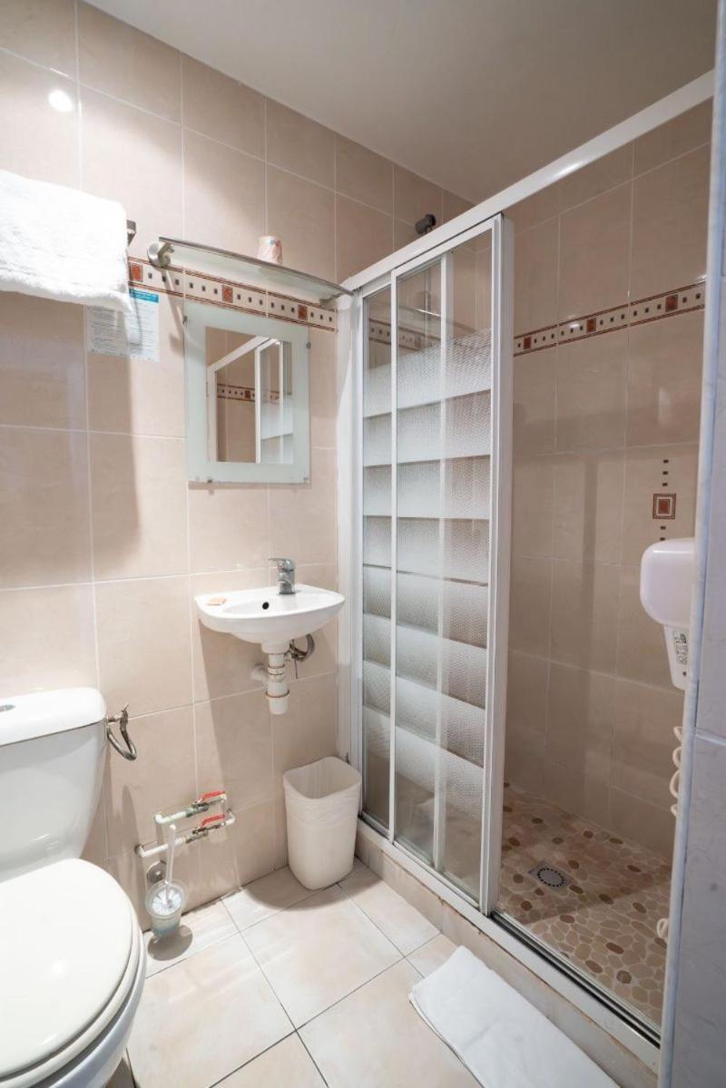 Hotel Edgar Quinet