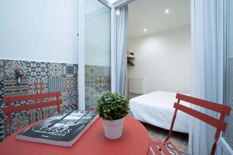 Hotel Edgar Quinet Parigi